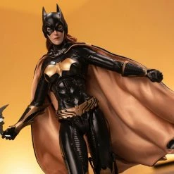 Hot Toys VGM40 Batman Arkham Knight Batgirl