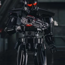 Hot Toys TMS032 Star Wars The Mandalorian Dark Trooper