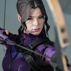 Preorder! Hot Toys TMS074 Hawkeye Kate Bishop Collectible Figure