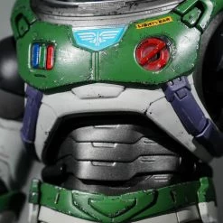 Preorder! Hot Toys MMS635 The Space Ranger Alpha Buzz Lightyear Deluxe Edition