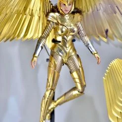 Hot Toys MMS578 Wonder Woman 1984 Golden Armor Wonder Woman Deluxe Version