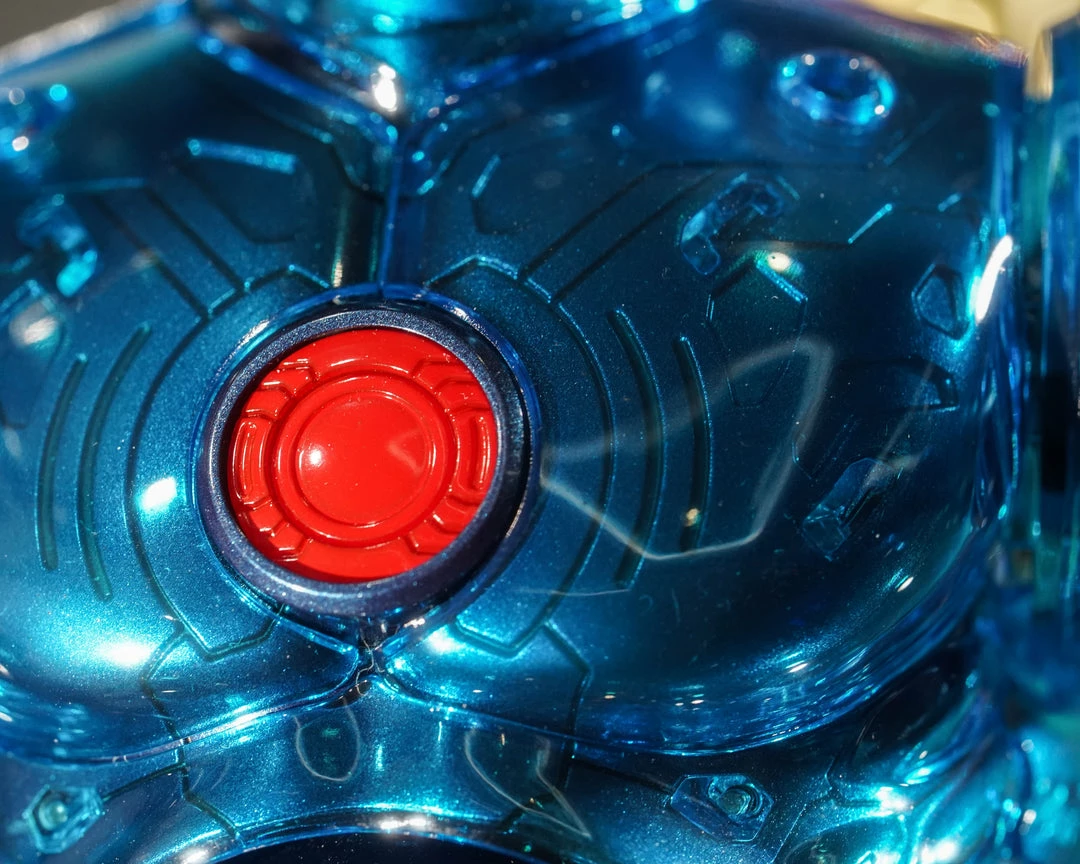 Preorder! Hot Toys CMS012D46 Ironman (Stealth Armor) Collectible Figure The Origins Collection