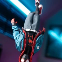 Hot Toys MMS567 Marvel Spiderman Into The Spiderverse Miles Morales