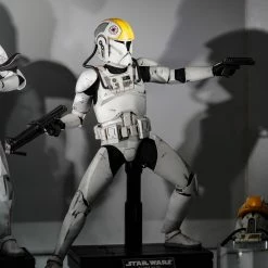 Preorder! Hot Toys MMS648 Star Wars Attack Of The Clones Clone Pilot