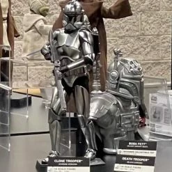 Preorder! Hot Toys MMS643 Star Wars Clone Trooper Chrome Version