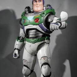 Preorder! Hot Toys MMS635 The Space Ranger Alpha Buzz Lightyear Deluxe Edition