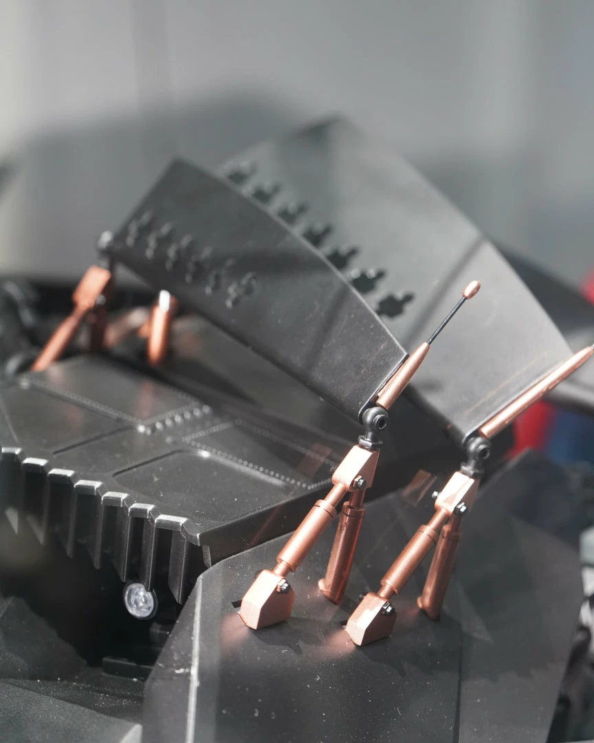 Hot Toys MMS596 Batman Begins Batmobile The Tumbler