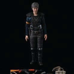 Preorder! Threezero The Walking Dead Carol Peletier Statues & Figures
