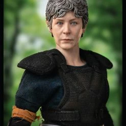 Preorder! Threezero The Walking Dead Carol Peletier Statues & Figures