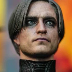 Preorder! Hot Toys MMS638 DC The Batman Regular Edition