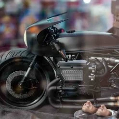 Preorder! Hot Toys MMS642 DC The Batman Batcycle 1/6 Scale Vehicle