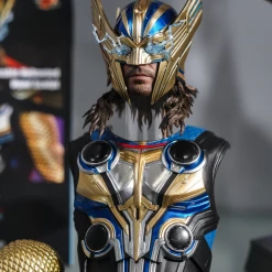 Preorder! Hot Toys MMS656 Thor Love And Thunder Thor Collectible Figure Deluxe Version