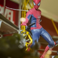 Preorder! Hot Toys MMS658 The Amazing Spiderman 2 - 1/6th Scale The Amazing Spiderman Collectible Figure