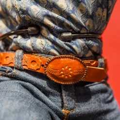 Preorder! Hot Toys MMS660B X-Men: Days Of Future Past 1/6th Scale Wolverine (1973 Version) Collectible Figure (Deluxe Version Special Edition)