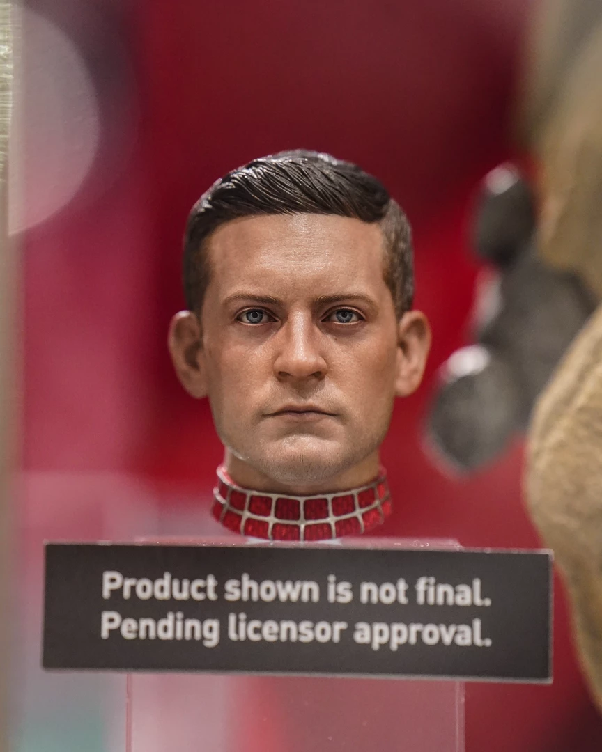 Preorder! Hot Toys MMS662B Spiderman No Way Home Friendly Neighborhood Spiderman Collectible Figure Deluxe Version Special Edition