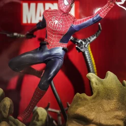 Preorder! Hot Toys MMS661 Spiderman No Way Home Friendly Neighborhood Spider-Man Collectible Figure Regular Edition