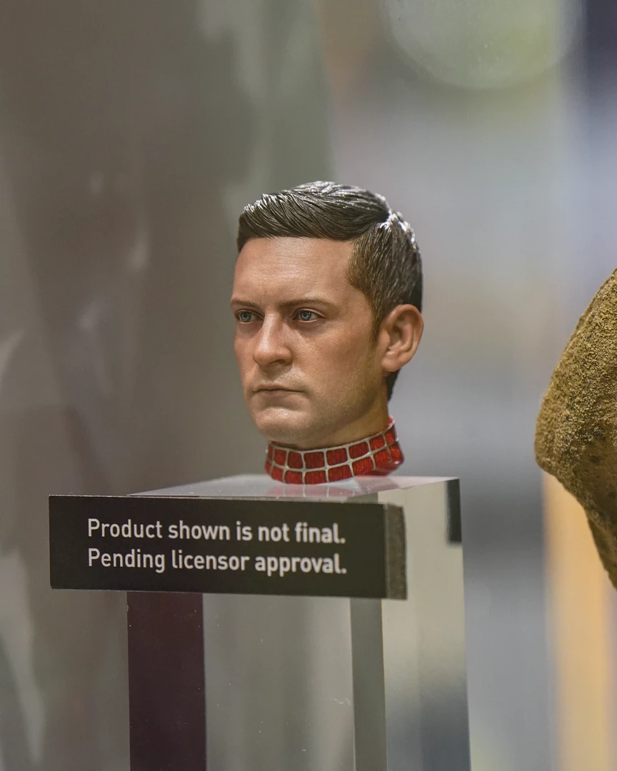 Preorder! Hot Toys MMS662B Spiderman No Way Home Friendly Neighborhood Spiderman Collectible Figure Deluxe Version Special Edition