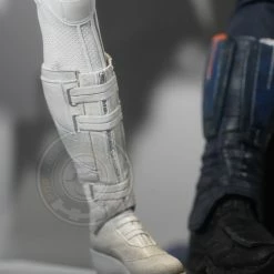 Preorder! Hot Toys MMS601 Black Widow Snow Suit