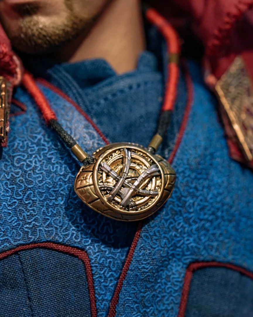 Preorder! Hot Toys MMS645 Dr Strange Multiverse Of Madness Dr Strange