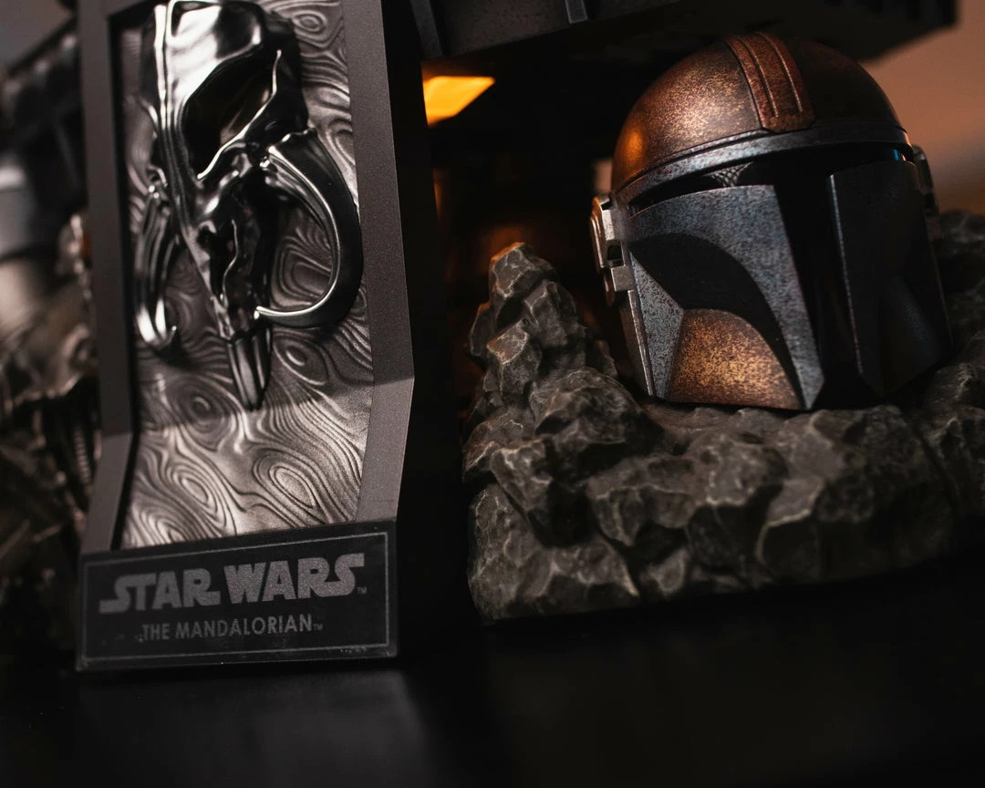 Hot Toys QS017 The Mandalorian And The Child Deluxe Version 1/4 Collectibles Set