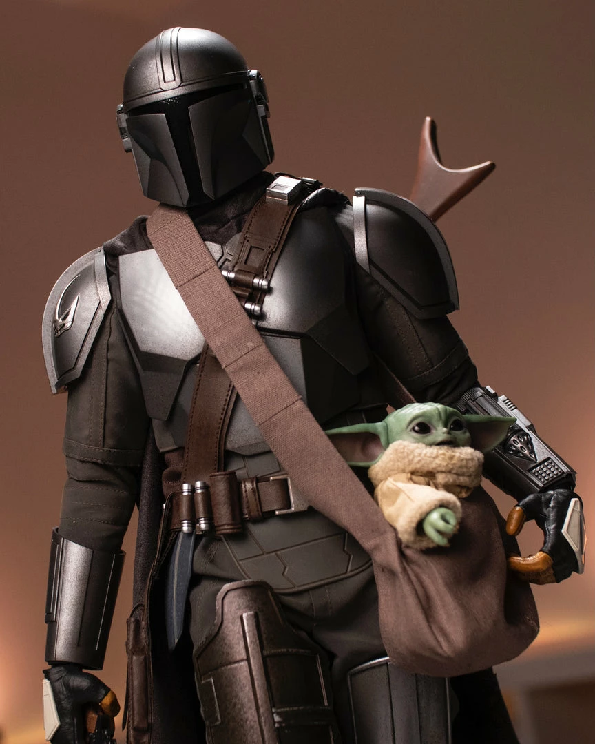 Hot Toys QS017 The Mandalorian And The Child Deluxe Version 1/4 Collectibles Set