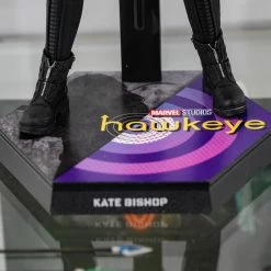 Preorder! Hot Toys TMS074 Hawkeye Kate Bishop Collectible Figure