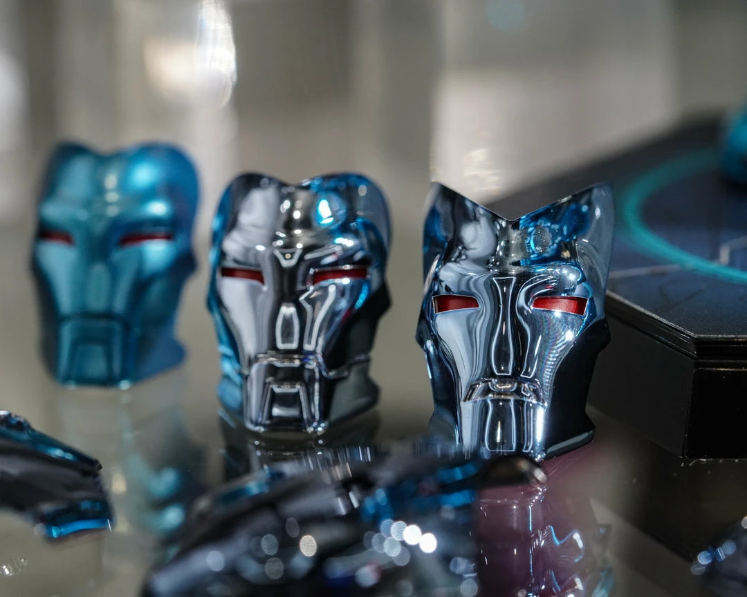 Preorder! Hot Toys CMS012D46 Ironman (Stealth Armor) Collectible Figure The Origins Collection