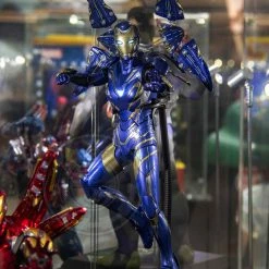 Hot Toys MMS538D32 Marvel Avengers Endgame Rescue Armour