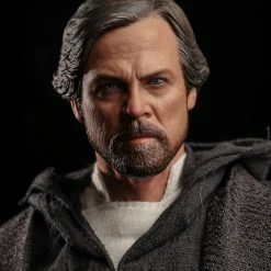 Hot Toys MMS507 Star Wars The Last Jedi Luke Skywalker Crait