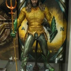 Hot Toys MMS518 DC Aquaman Aquaman Gold Chrome Suit