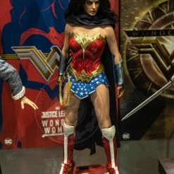 Hot Toys MMS506 DC Wonder Woman Concept Art