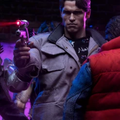 Hot Toys MMS136 The Terminator T800 Noir Version