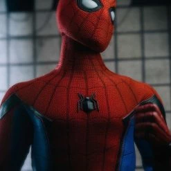 Hot Toys MMS426 Spiderman Homecoming Spiderman Deluxe Edition