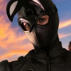 Hot Toys MMS540 Marvel Spiderman Far From Home Stealth Suit Spiderman Regular Version