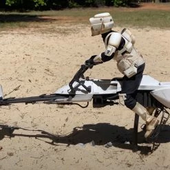 Hot Toys TMS017 Star Wars The Mandalorian Scout Trooper And Speeder Bike