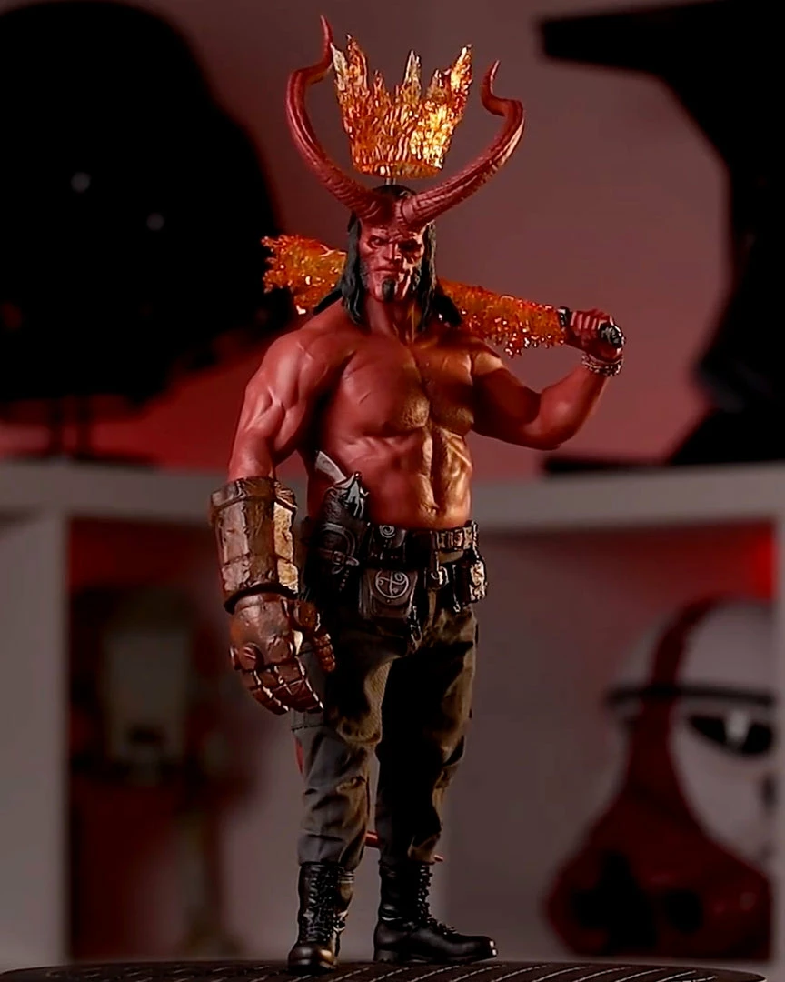 Hot Toys MMS527 Hellboy