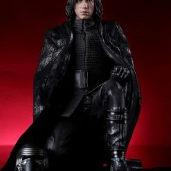 Hot Toys MMS438 Star Wars The Last Jedi Kylo Ren