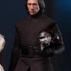 Hot Toys MMS560 Star Wars The Rise Of Skywalker Kylo Ren