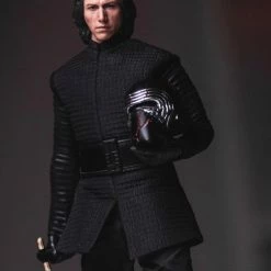 Hot Toys MMS560 Star Wars The Rise Of Skywalker Kylo Ren