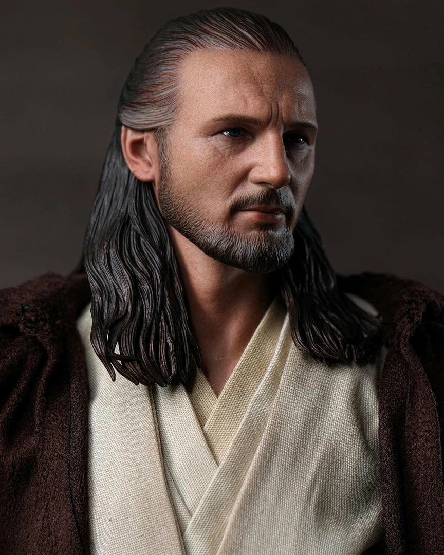 Hot Toys MMS525 Star Wars The Phantom Menace Qui Gon Jinn