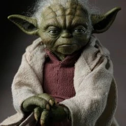 Hot Toys MMS495 Star Wars Attack Of The Clones Yoda