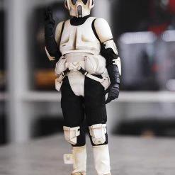 Hot Toys TMS016 Star Wars The Mandalorian Scout Trooper
