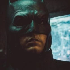 Hot Toys MMS342 DC Batman V Superman Dawn Of Justice Batman Special Edition Batman Tech Cowl With Stand