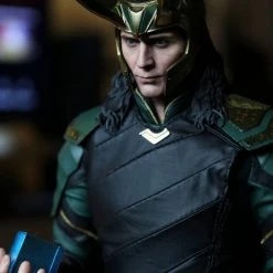 Hot Toys MMS472 Marvel Thor Ragnarok Loki
