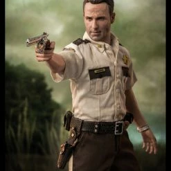 Preorder! Threezero The Walking Dead Rick Grimes