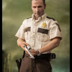 Preorder! Threezero The Walking Dead Rick Grimes
